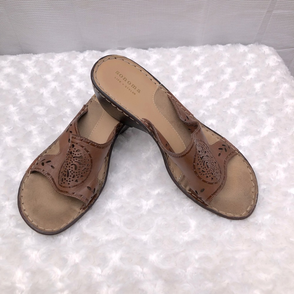 Sonoma Life + Style Slip On Brown leather Sandal Size 9